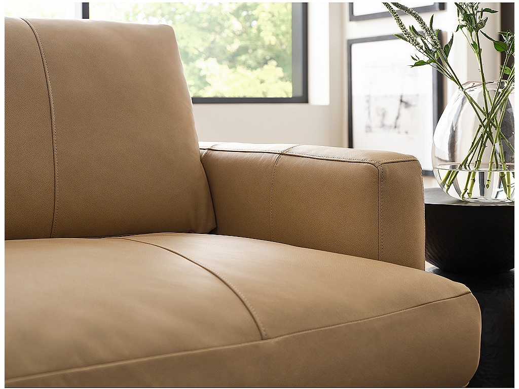 Rumord Sofas - image 14