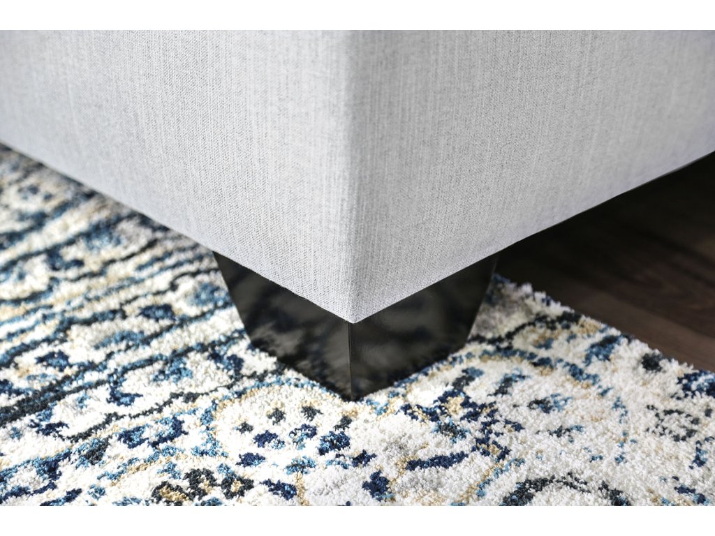Sectional - image 6