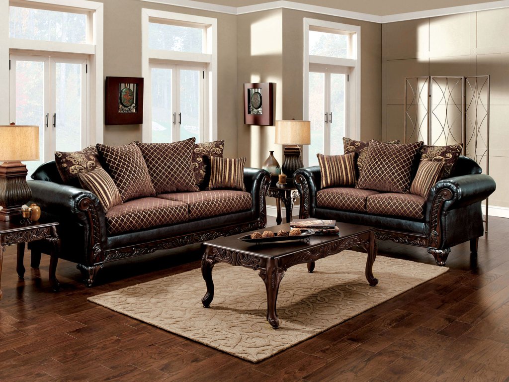 Sofa - image 1