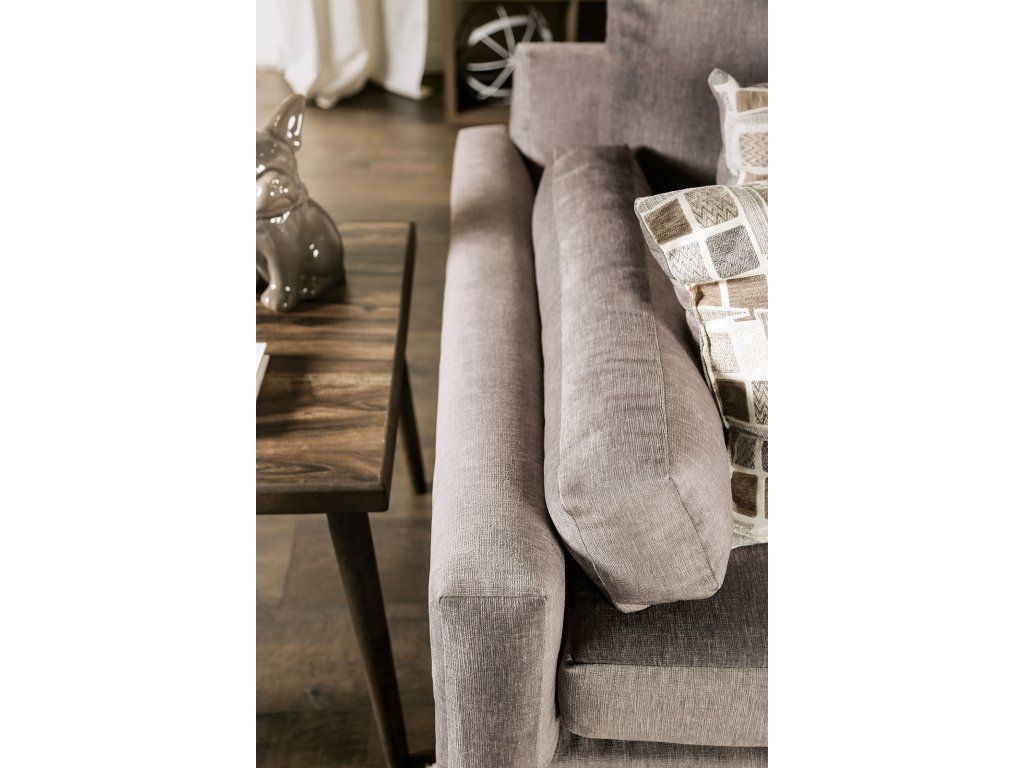 Sectional - image 4