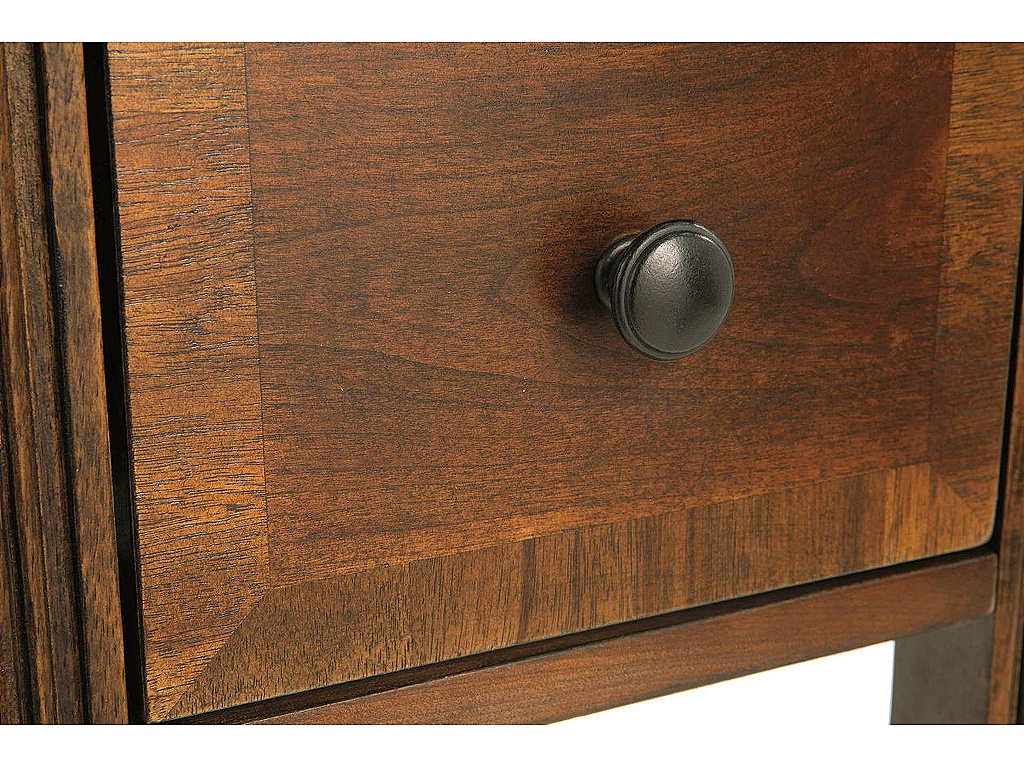 Breegin Chairside End Table - image 9
