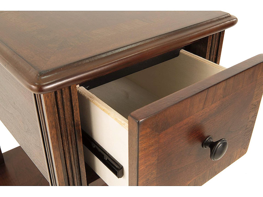 Breegin Chairside End Table - image 11