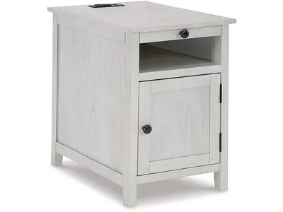 Treytown Chairside End Table