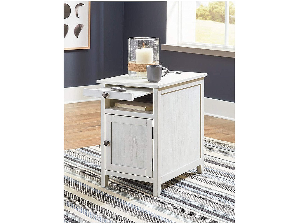 Treytown Chairside End Table - image 6