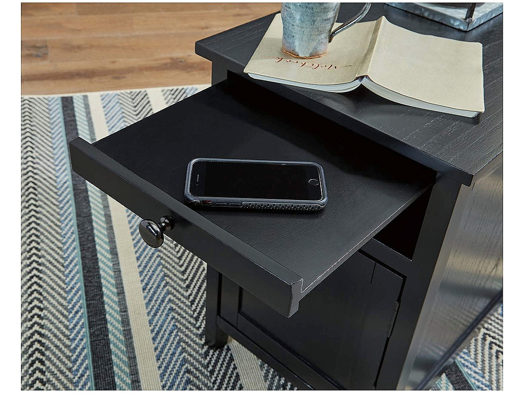Treytown Chairside End Table - image 7