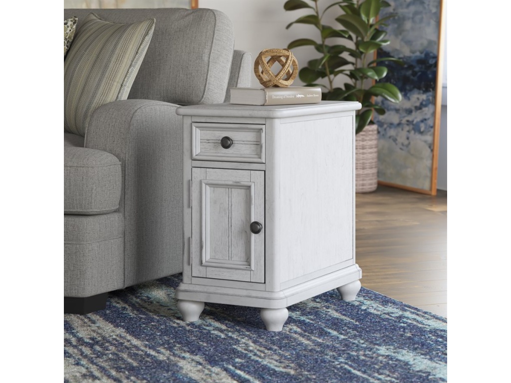 Chairside Table - image 4