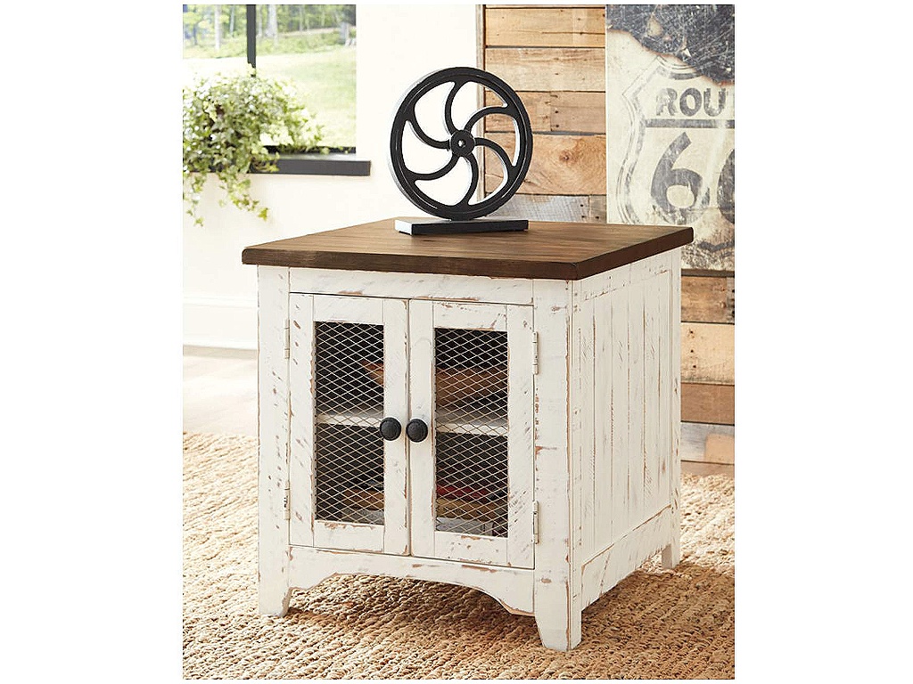 Wystfield End Table - image 8