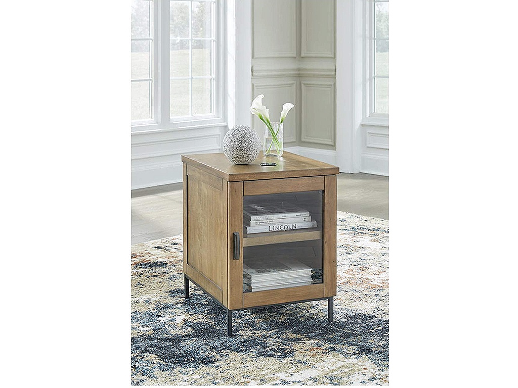 Torlanta Chairside End Table - image 1
