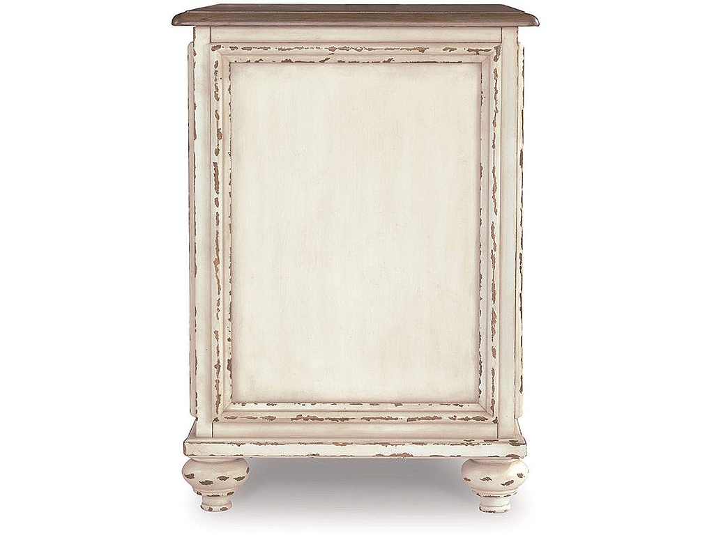 Realyn Chairside End Table - image 5