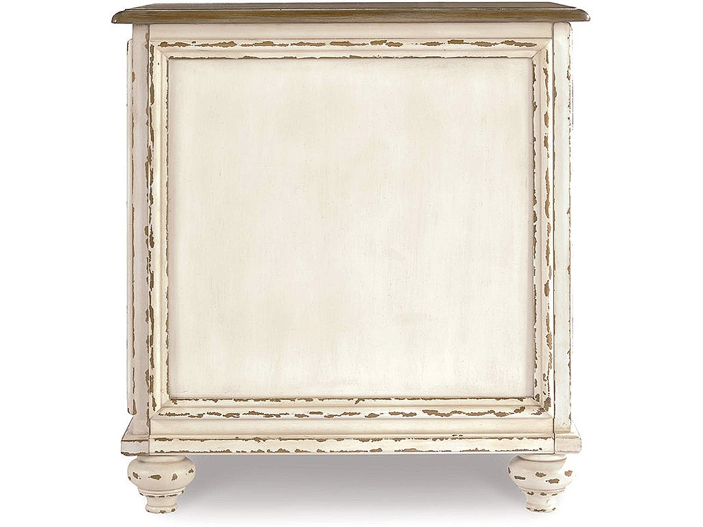 Realyn Chairside End Table - image 4
