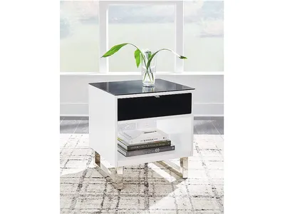 Gardoni End Table - Alternative View