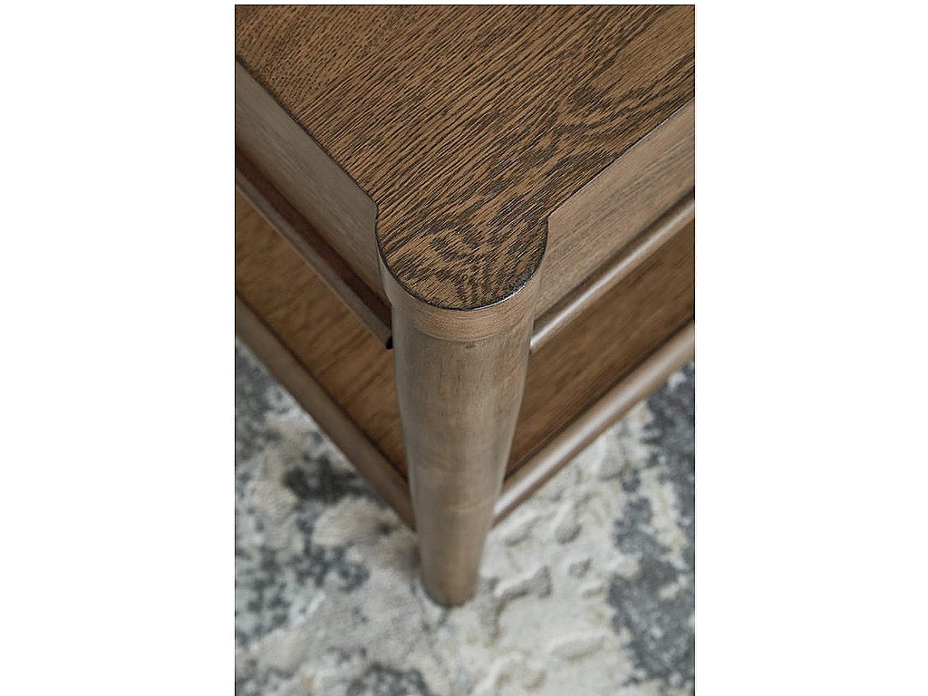 Roanhowe End Table - image 5