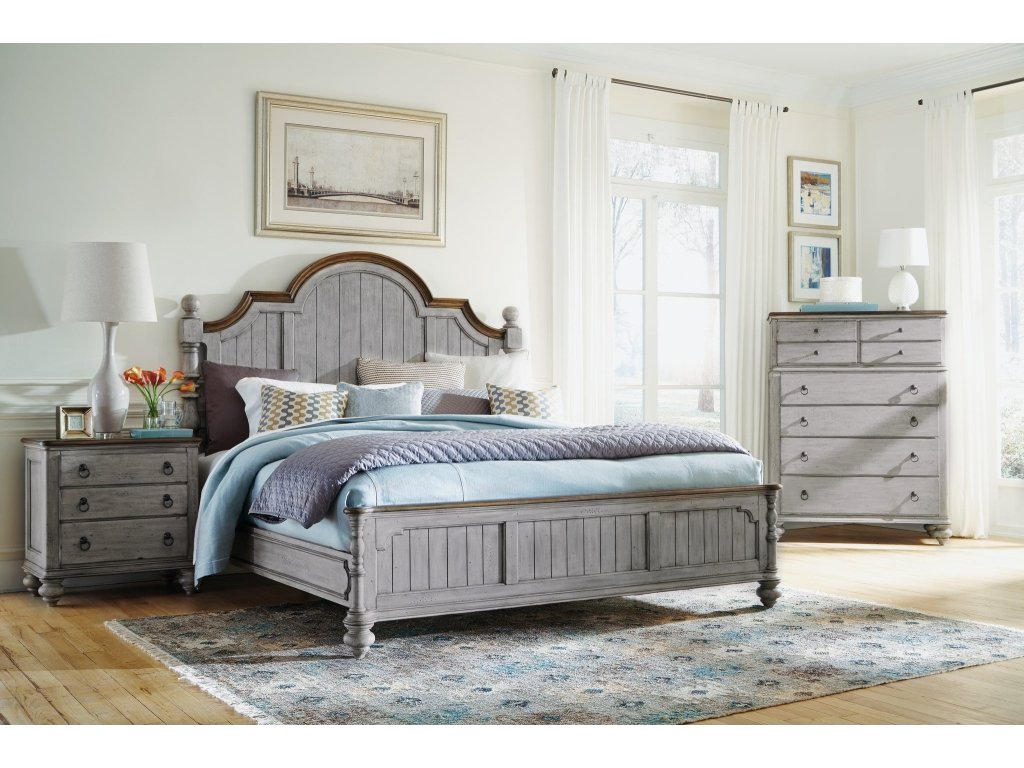 Plymouth Gray King Poster Bed - image 8