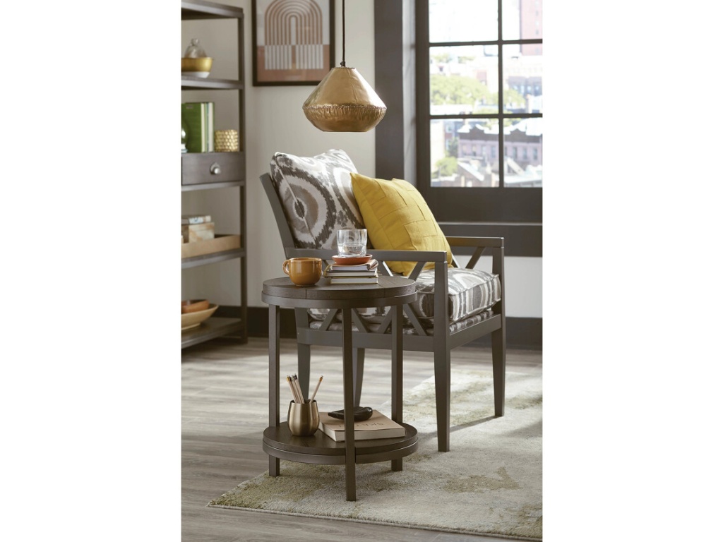 Round End Table - image 2