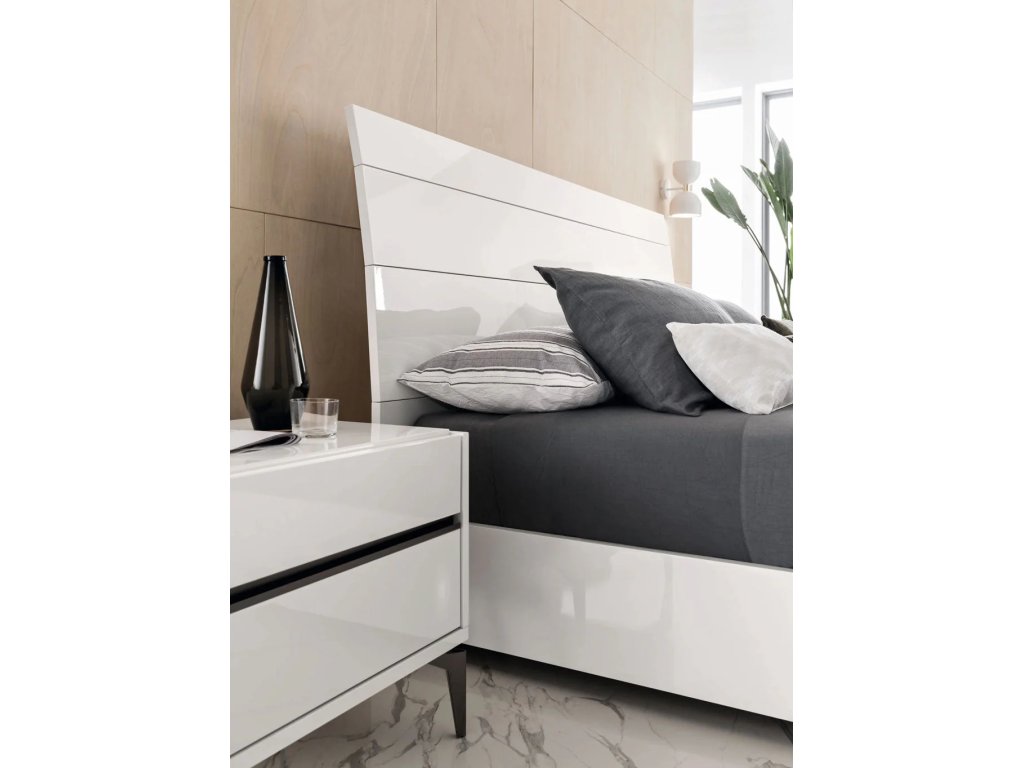 Costa Blanca Modern Bed   - image 3