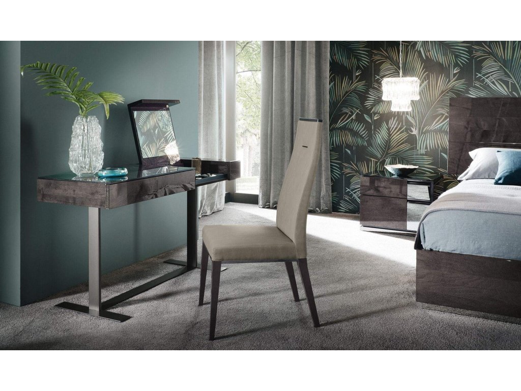 Heritage Contemporary Bed  - image 5