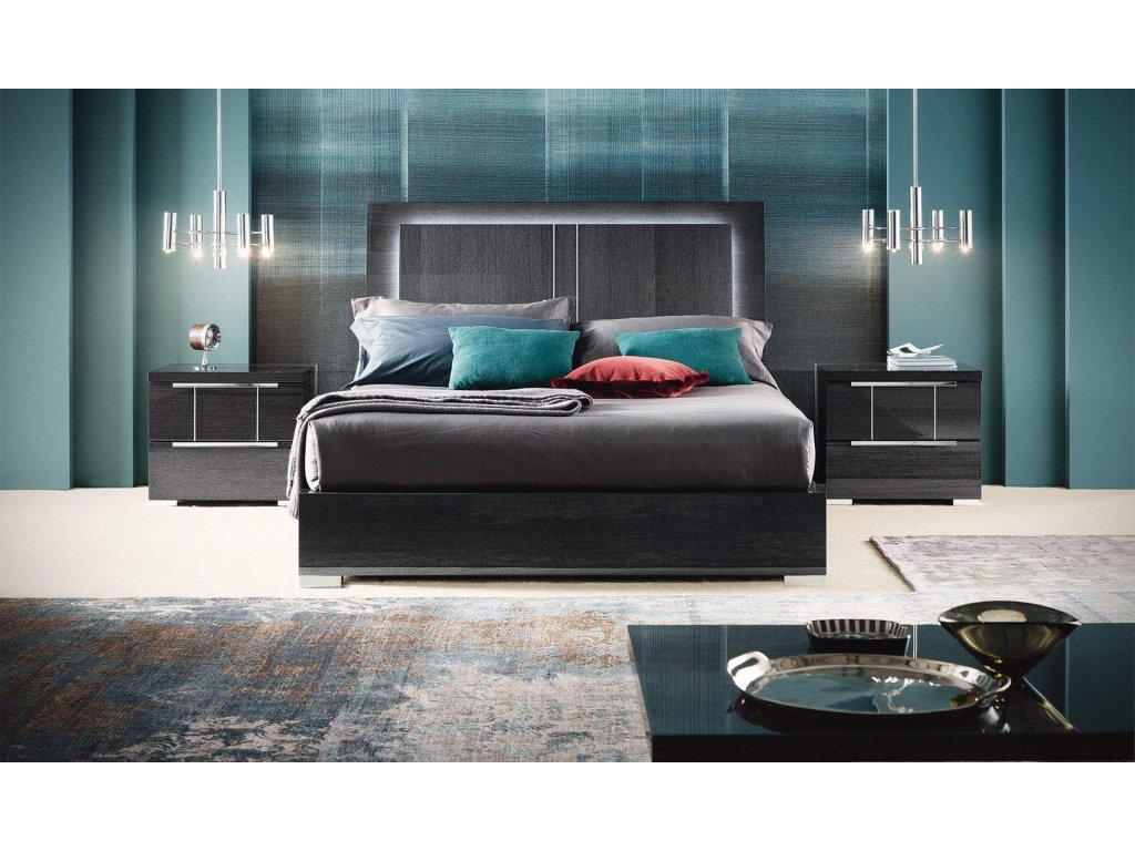 Versilia Platform Bed  - image 3