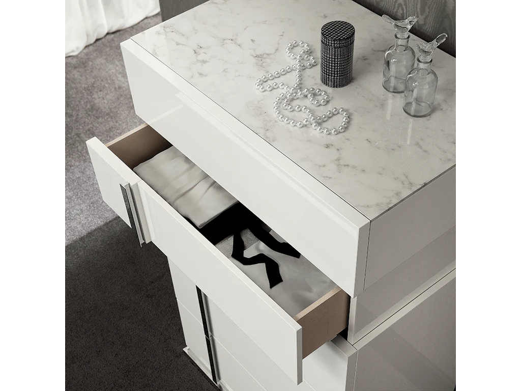 Canova Chest - image 2