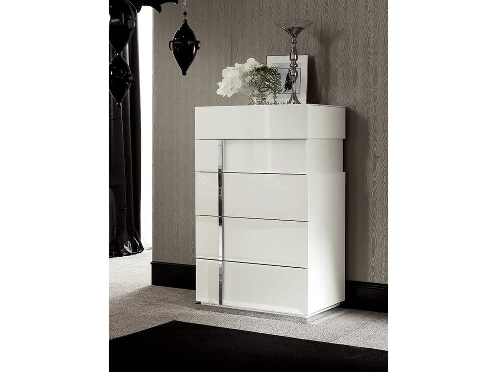 Canova Chest - image 1