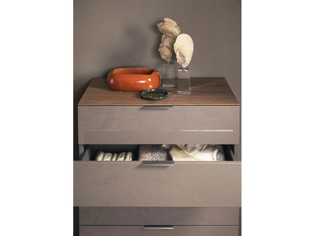 Fifth Avenue Chest - image 2
