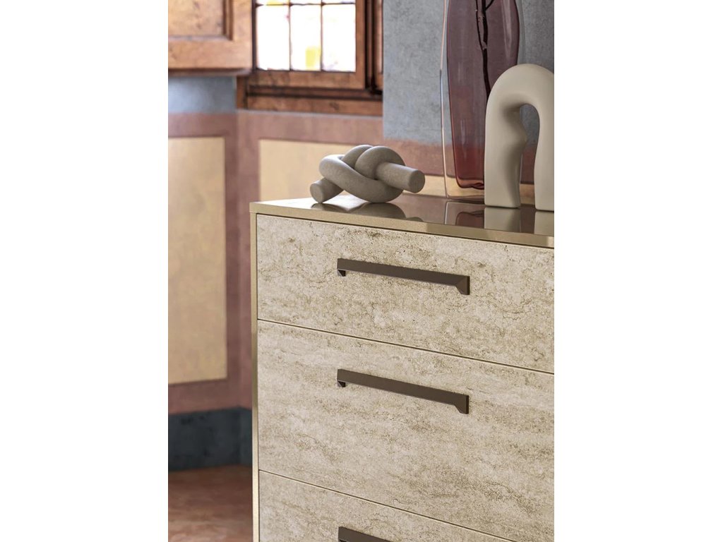 Jo Chest - image 2