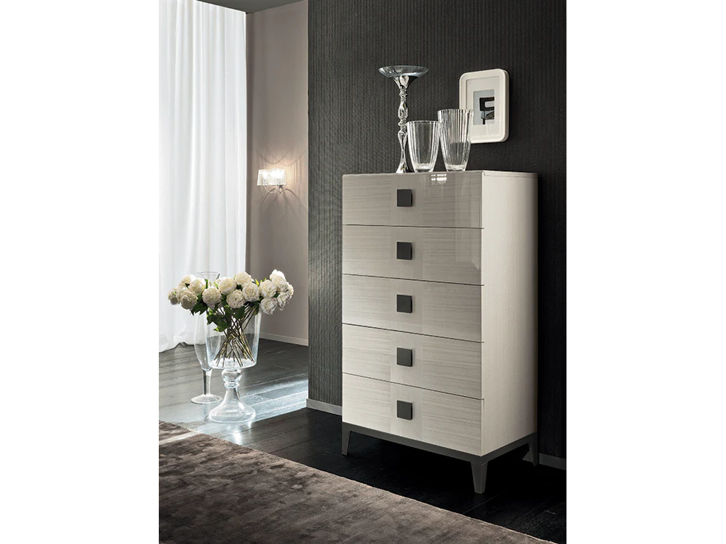 Mont Blanc Chest - image 1