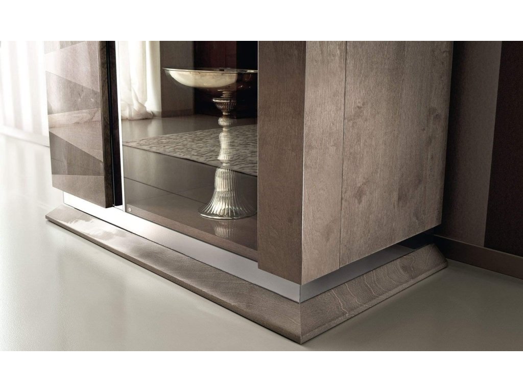 Monaco Dining Table  - image 4
