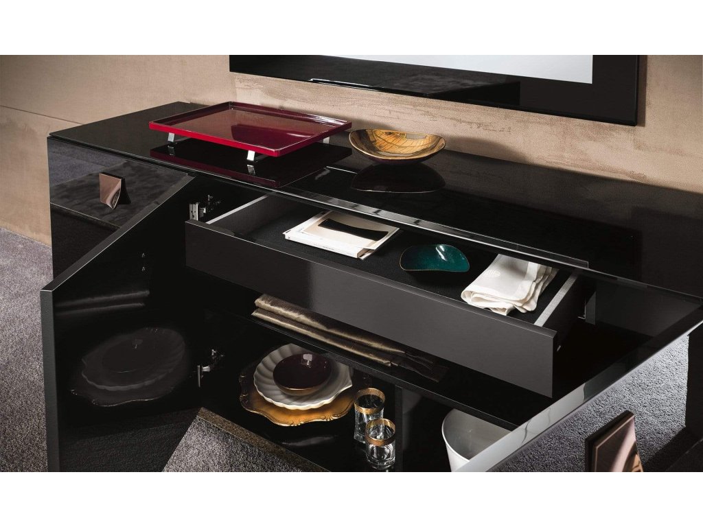 Mont Noir Dining Table  - image 5