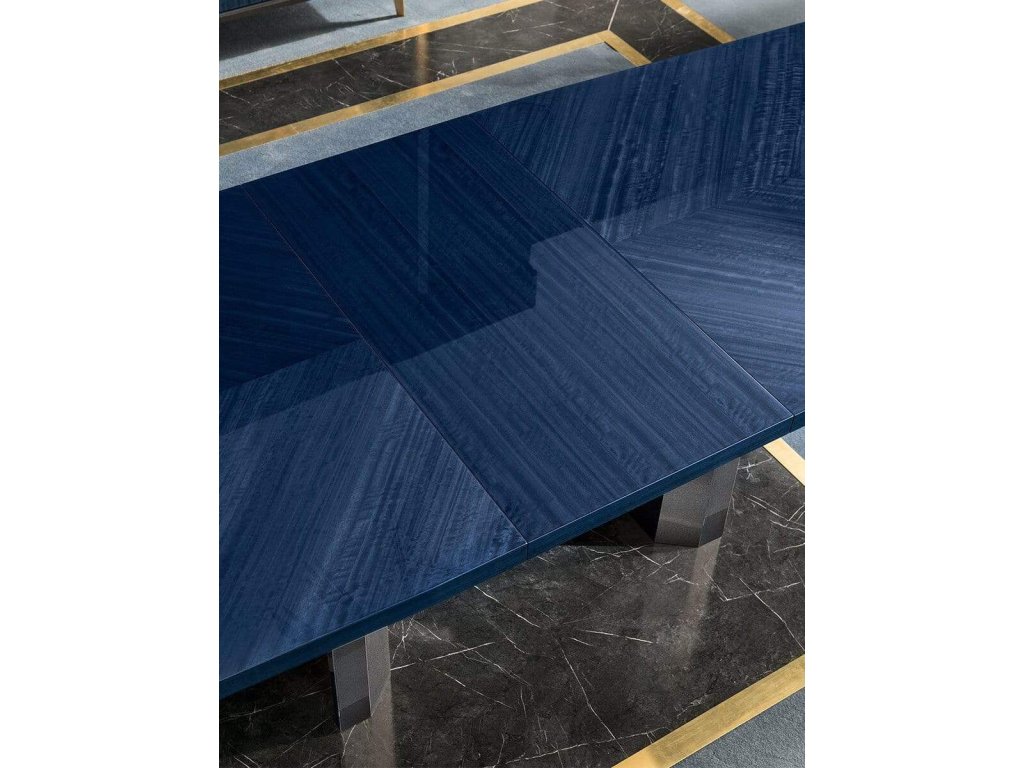 Oceanum Dining Table  - image 9