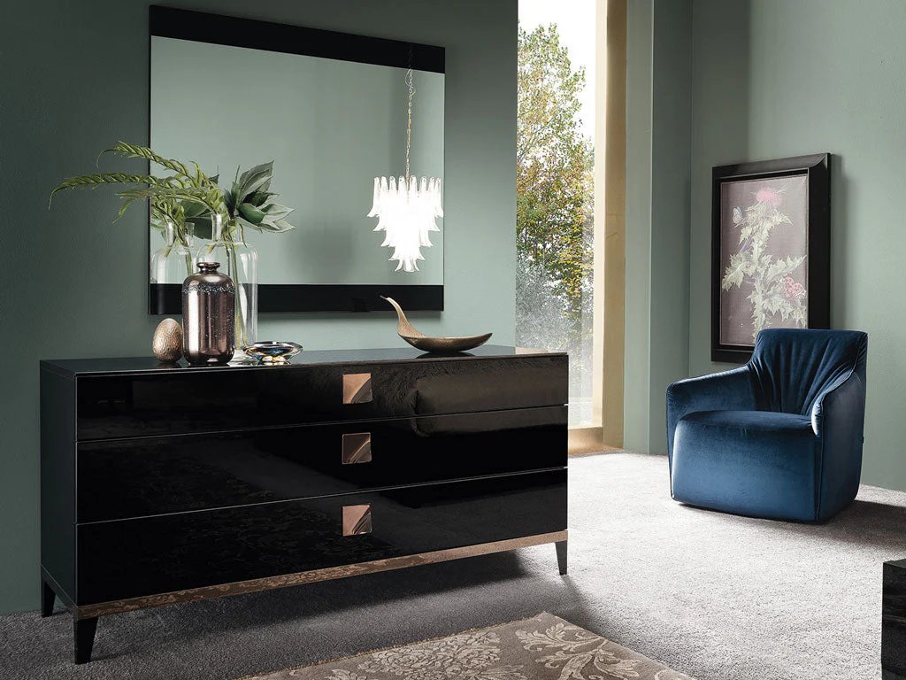 Mont Noir Dresser - image 1