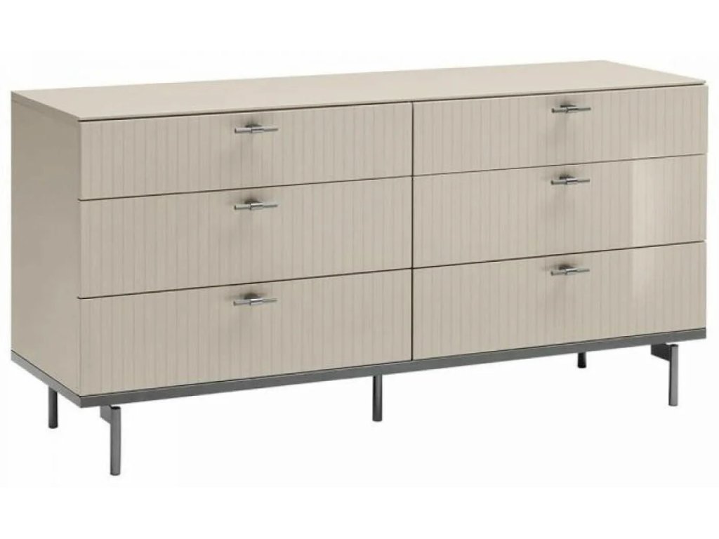 Claire Dresser - main image