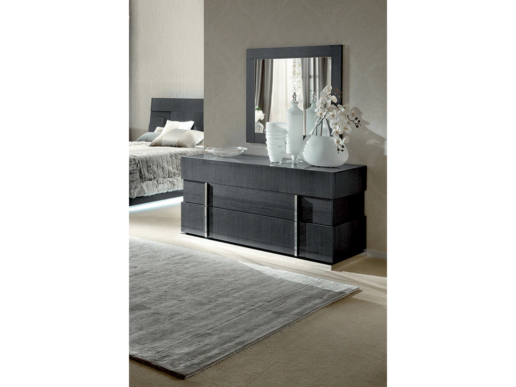 Montecarlo Dresser - image 1
