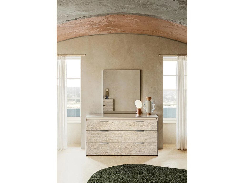 Tullia Dresser - image 1