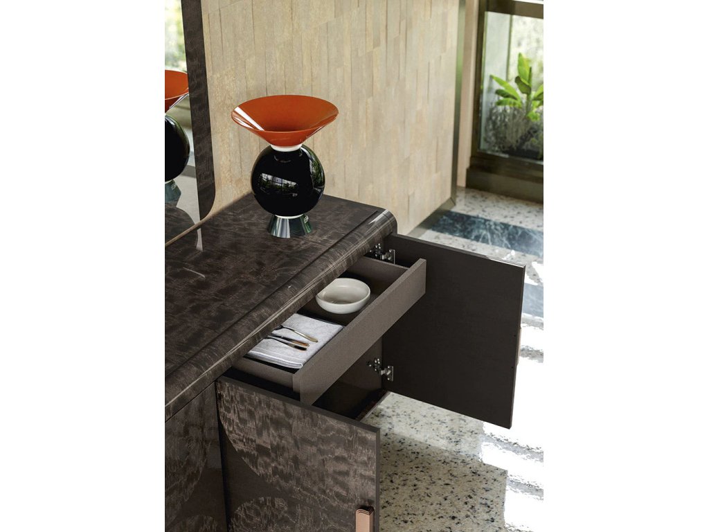 Nyx 4D Buffet - 84" - image 2
