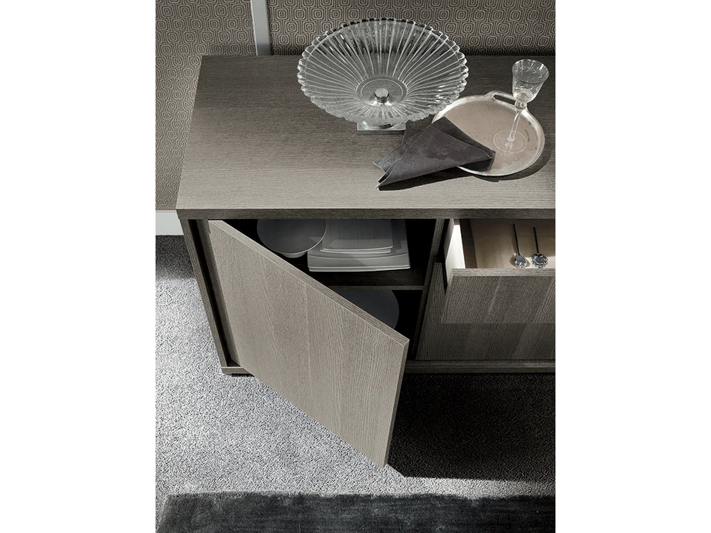 Tivoli Buffet  - image 3