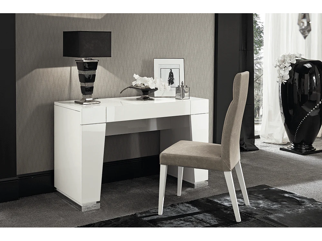 Canova Vanity - image 2