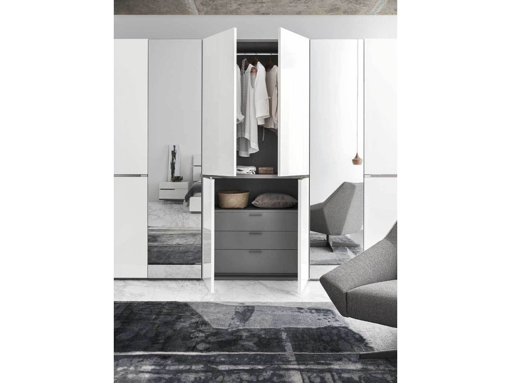 Artemide Wardrobe  - image 4
