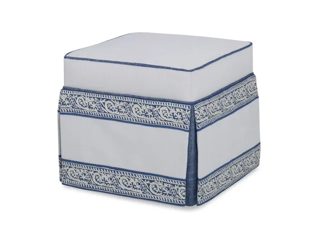 Aria Ottoman