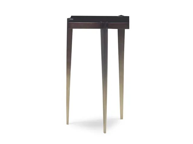 Ombre Table