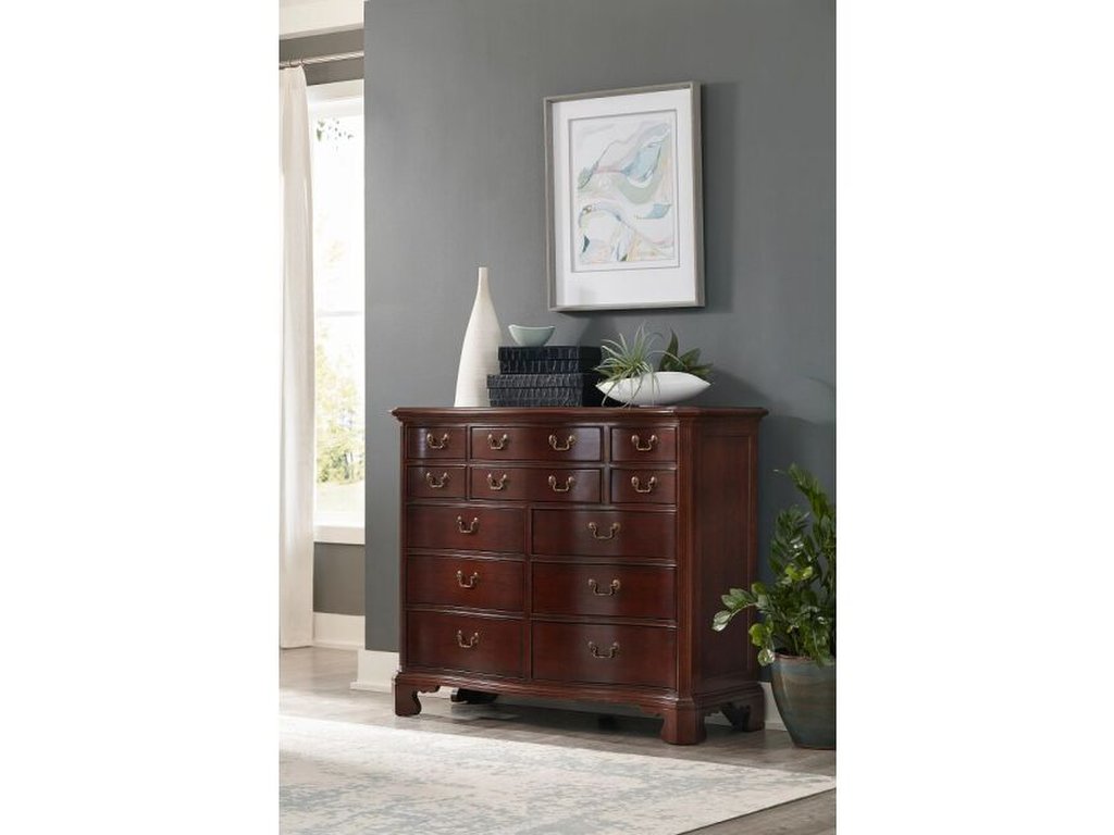 Dressing Chest - main image