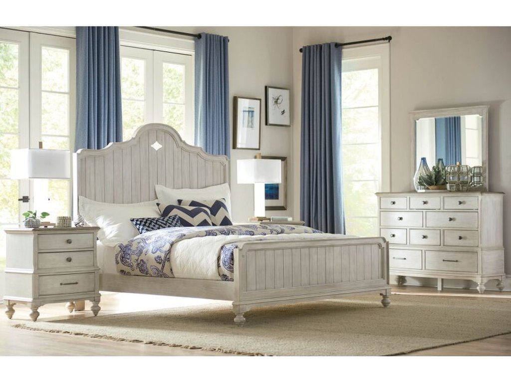 Laurel Panel Queen Bed Complete - image 1