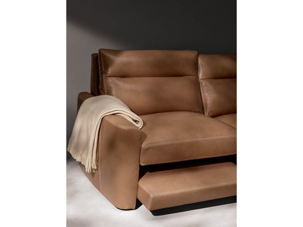 Chelsea Sofa - image 10