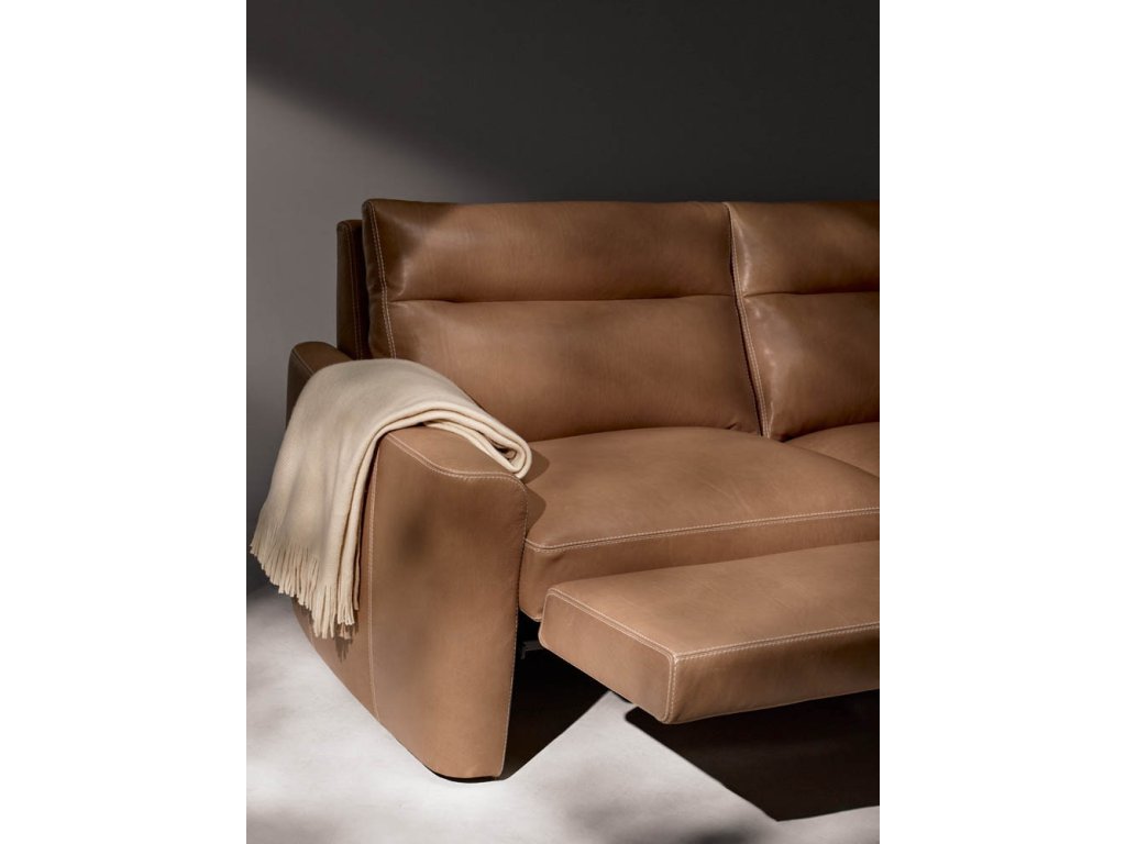 Chelsea Sofa - image 8
