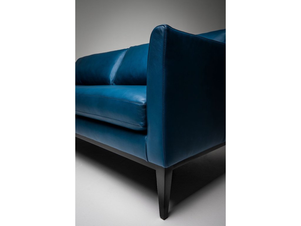 Henley Sofa - image 4
