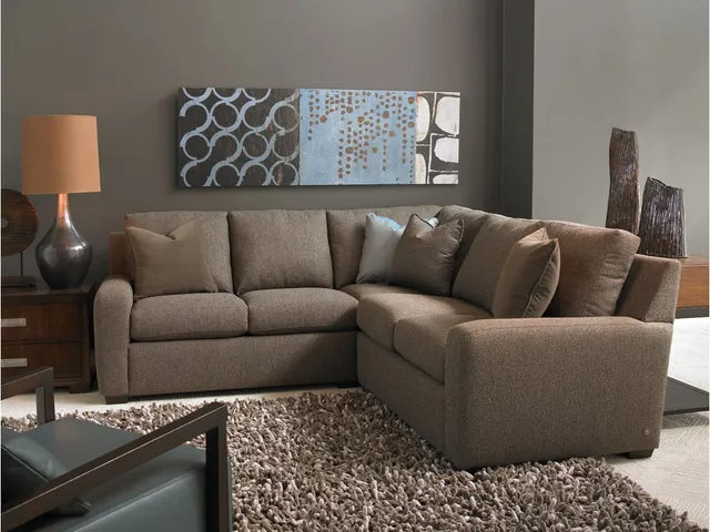 Lisben Sectional