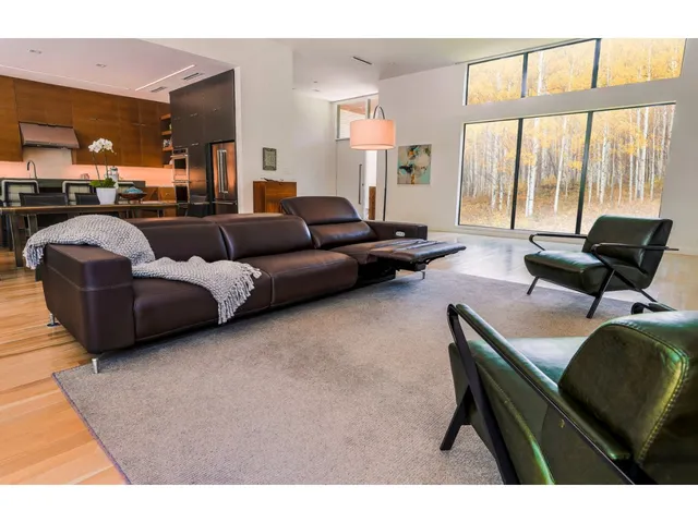 Monza Sofa