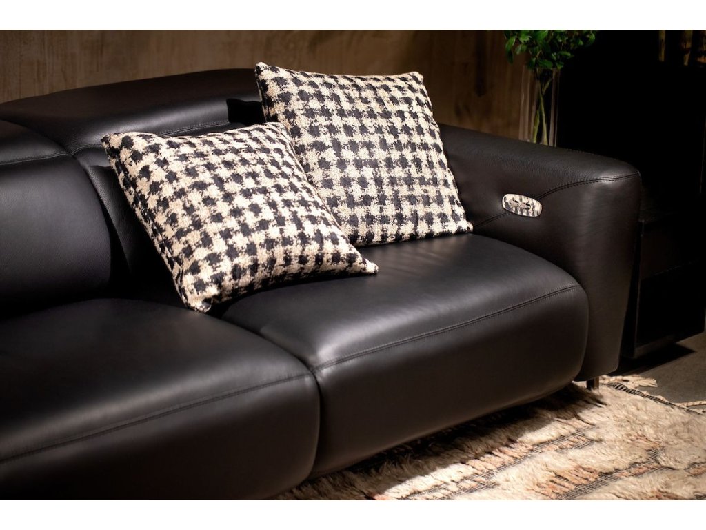 Turin Sofa - image 11