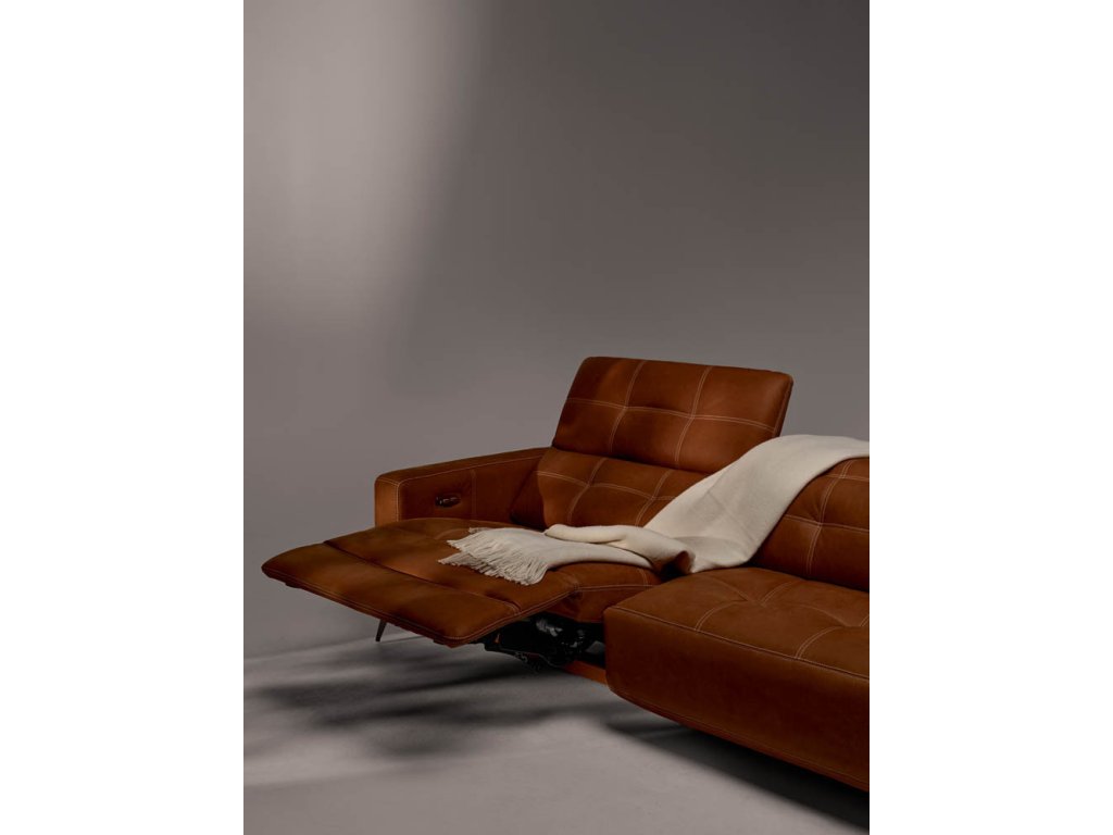 Verona Sofa - image 8