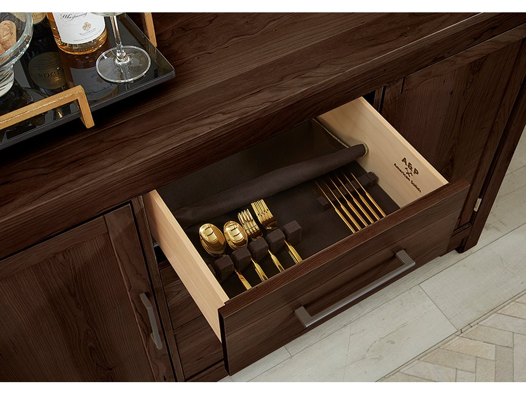 Server - image 3