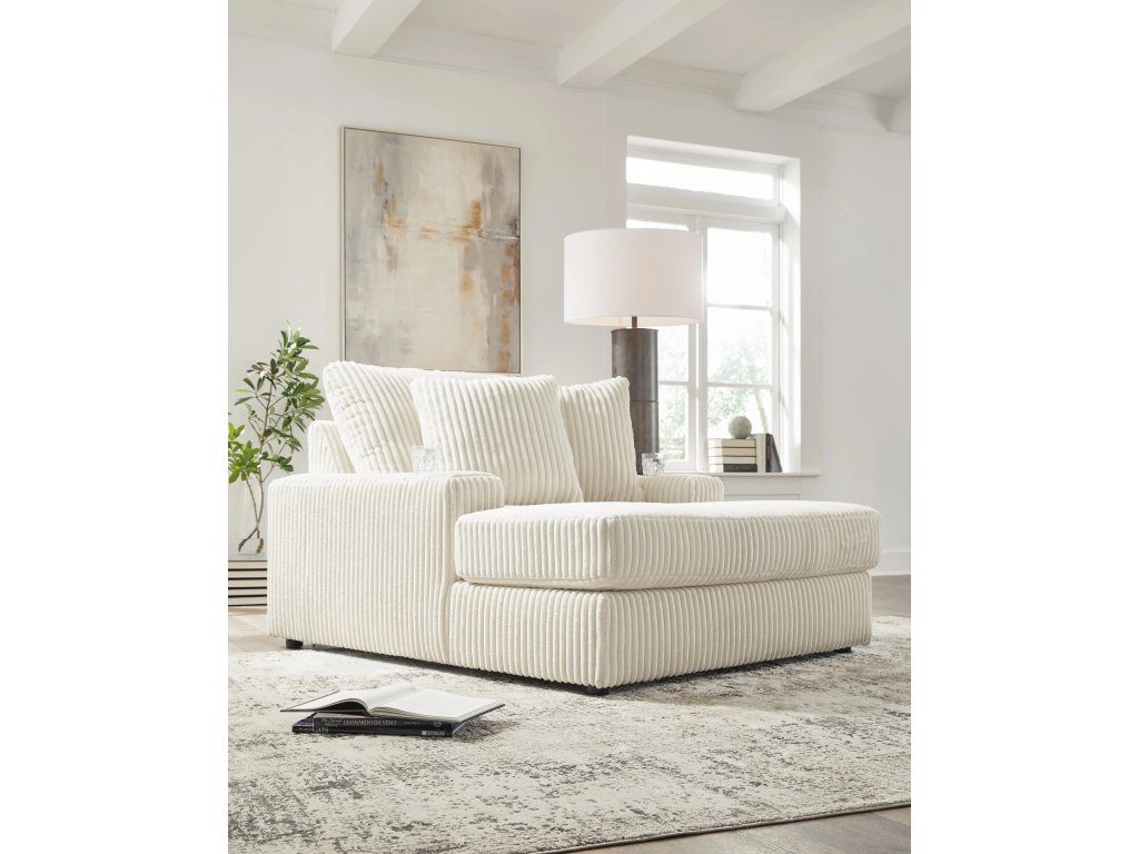 Lindyn Chaise - image 7